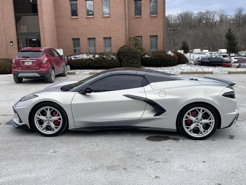 2024 Chevrolet Corvette Stingray w/2LT