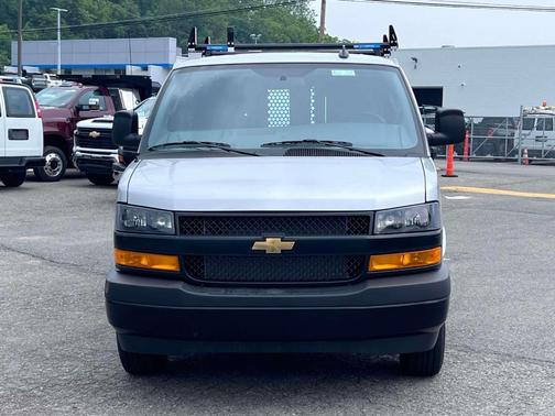 2025 Chevrolet Express 2500 Work Van