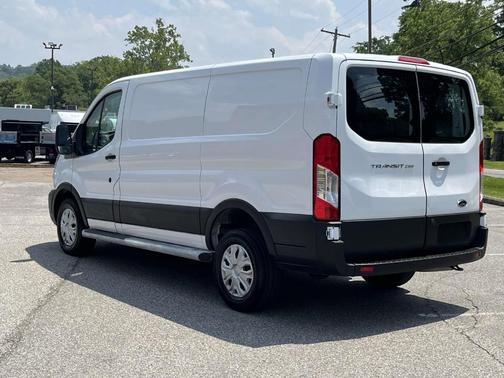 2023 Ford Transit-250 LOW ROOF