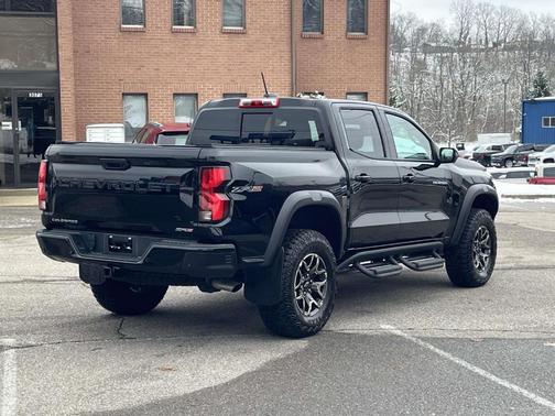 2024 Chevrolet Colorado ZR2