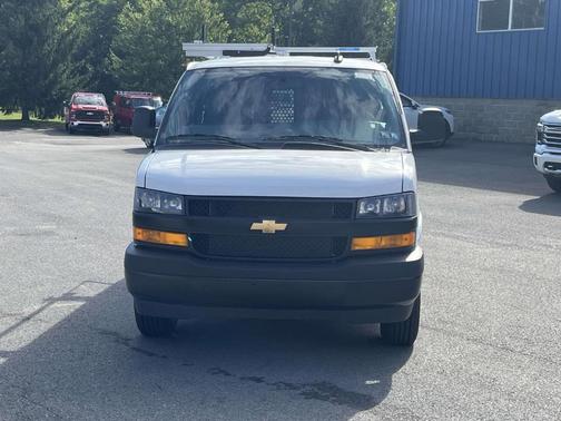 2025 Chevrolet Express 2500 Work Van