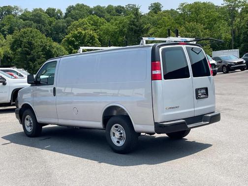 Silver Ice Metallic 2025 Chevrolet Express 2500 Work Van
