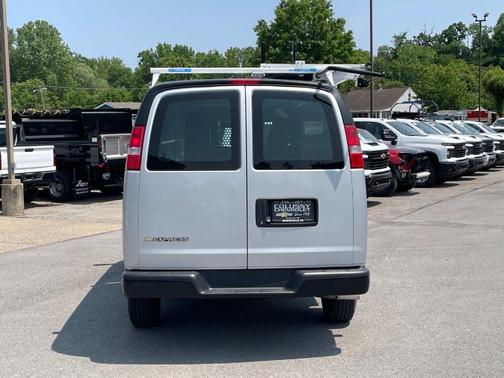 Silver Ice Metallic 2025 Chevrolet Express 2500 Work Van