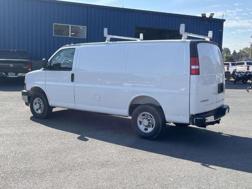 2025 Chevrolet Express 2500 Work Van