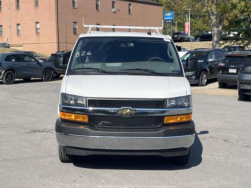 2025 Chevrolet Express 2500 Work Van