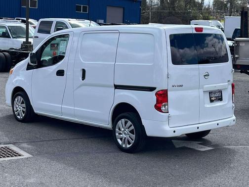 2021 Nissan NV200 SV