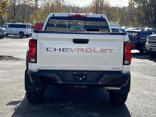 2025 Chevrolet Colorado ZR2