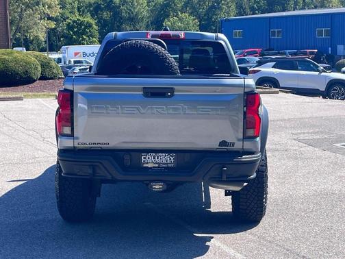 2024 Chevrolet Colorado ZR2