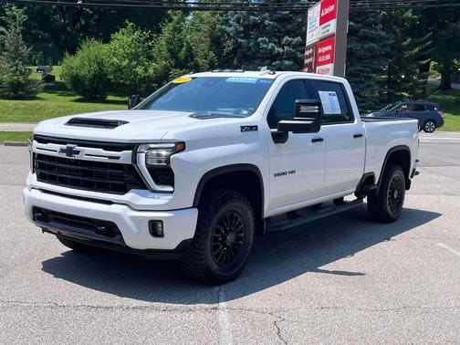 2024 Chevrolet Silverado 3500 LTZ
