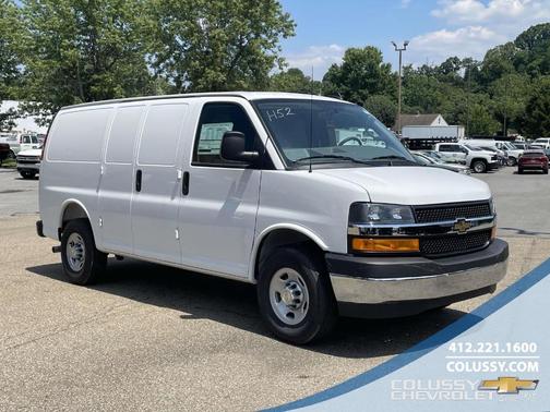 2025 Chevrolet Express 2500 Work Van