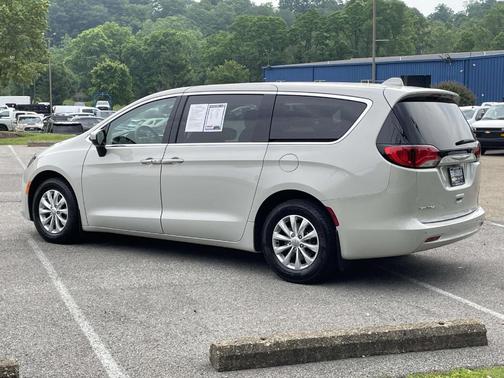 2019 Chrysler Pacifica LX
