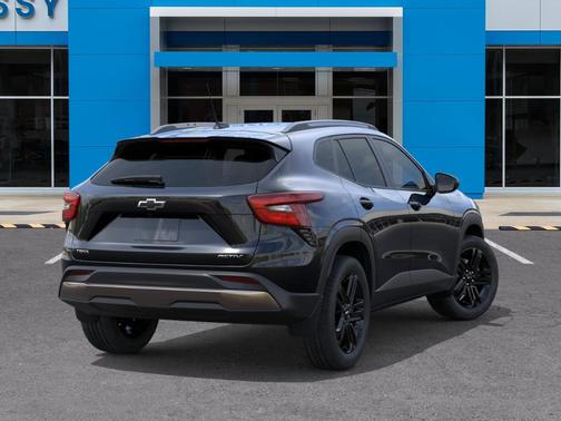 Mosaic Black Metallic 2026 Chevrolet Trax ACTIV