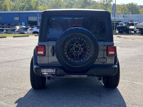 2022 Jeep Wrangler Sport