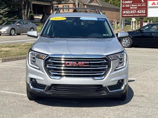 2022 GMC Terrain SLT
