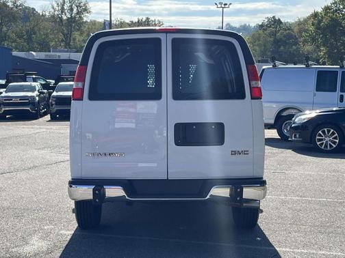 2024 GMC Savana 2500 Work Van