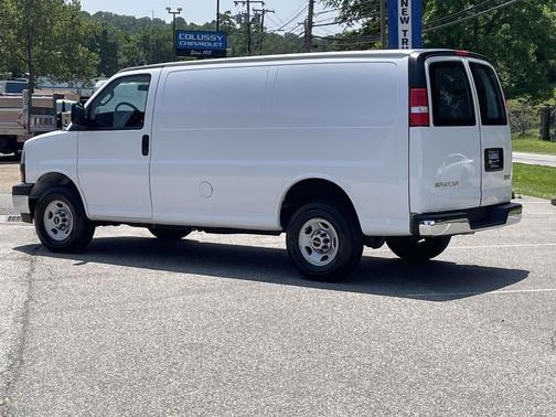 2023 GMC Savana 2500 Work Van