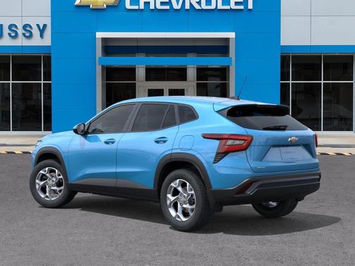 2025 Chevrolet Trax LS