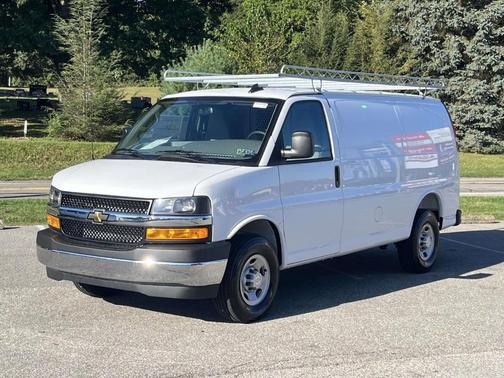 2025 Chevrolet Express 2500 Work Van