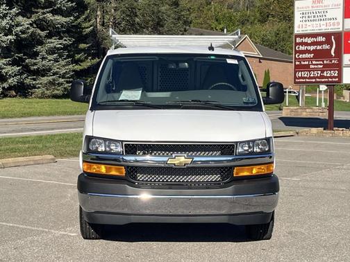 2025 Chevrolet Express 2500 Work Van