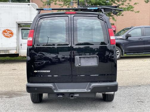 2025 Chevrolet Express 3500 Work Van