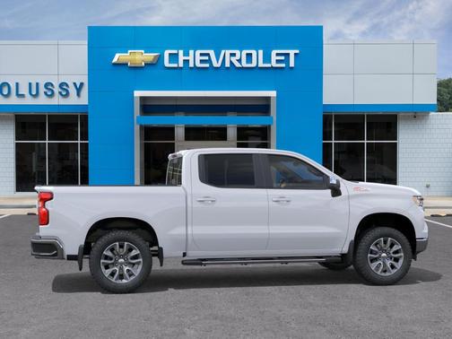 Summit White 2026 Chevrolet Silverado 1500 LT