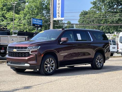 2023 Chevrolet Suburban LS