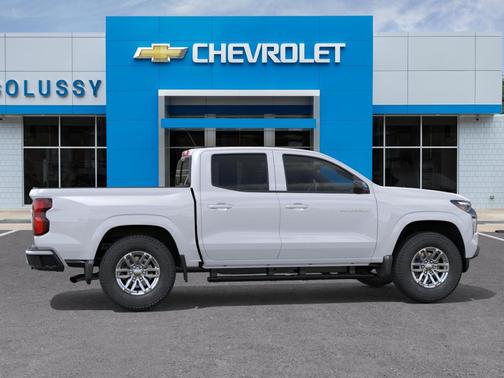 Summit White 2026 Chevrolet Colorado LT