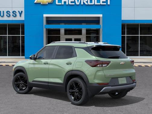 Green 2026 Chevrolet Trailblazer LT