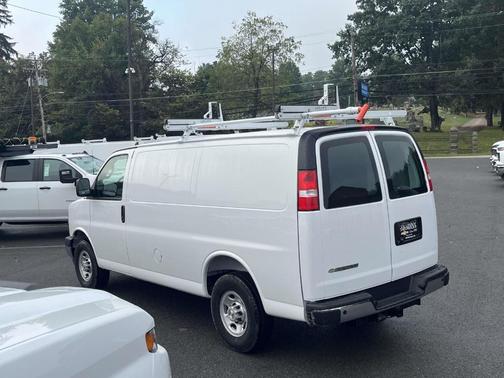 2025 Chevrolet Express 2500 Work Van