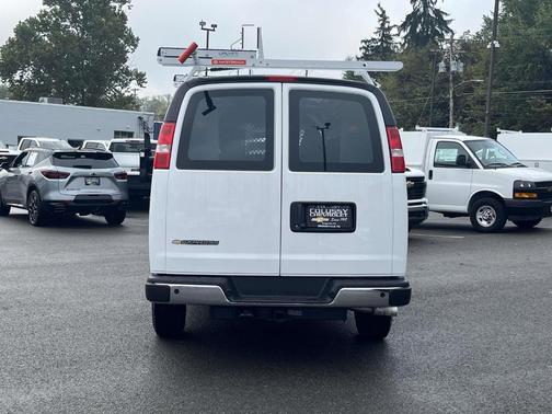 2025 Chevrolet Express 2500 Work Van