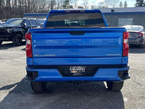 2025 Chevrolet Silverado 1500 Custom