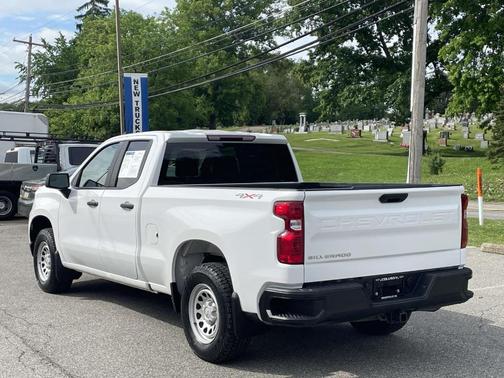 Summit White 2024 Chevrolet Silverado 1500 WT