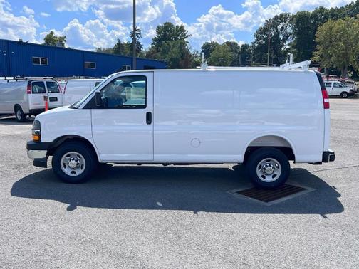 2025 Chevrolet Express 2500 Work Van