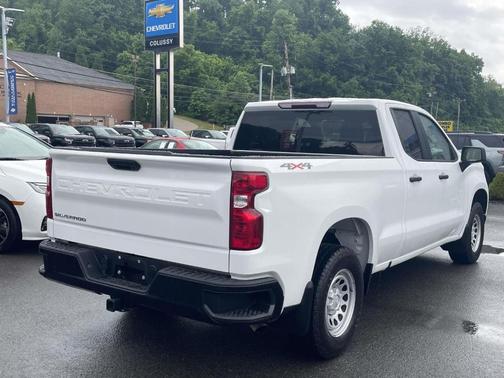 Summit White 2024 Chevrolet Silverado 1500 WT