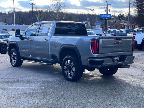 2024 GMC Sierra 2500 Denali