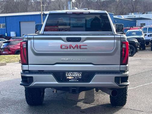 2024 GMC Sierra 2500 Denali