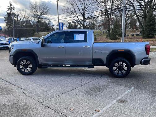 2024 GMC Sierra 2500 Denali