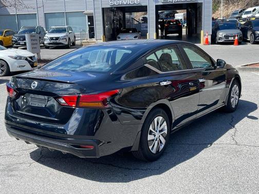 2022 Nissan Altima 2.5 S