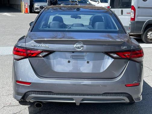 2022 Nissan Sentra SR