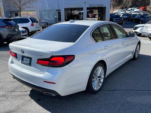 2023 BMW 530 i xDrive