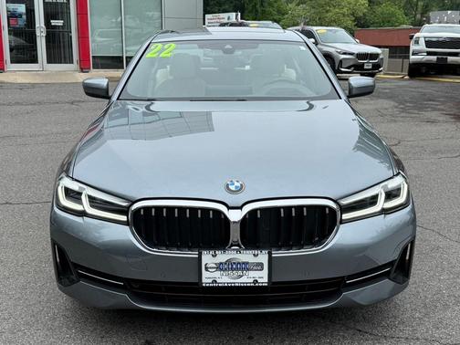 2022 BMW 530 i xDrive