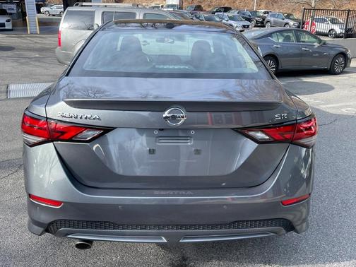 2022 Nissan Sentra SR