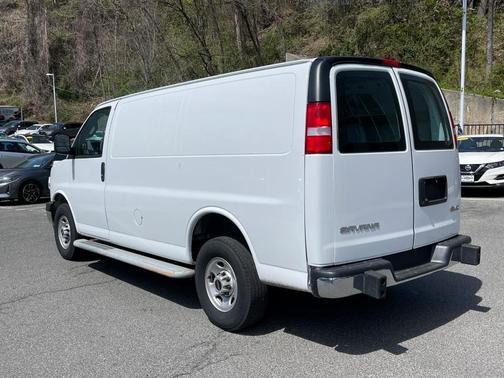 2022 GMC Savana 2500 Work Van