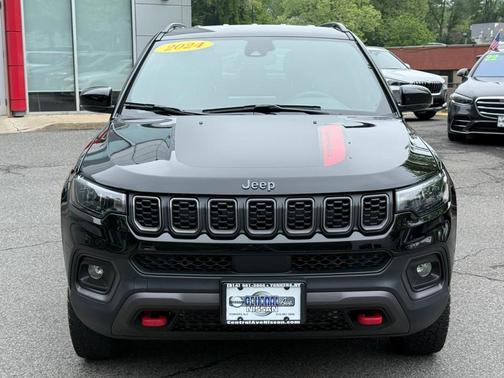 2024 Jeep Compass Trailhawk