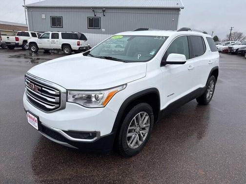 2019 GMC Acadia SLE-2