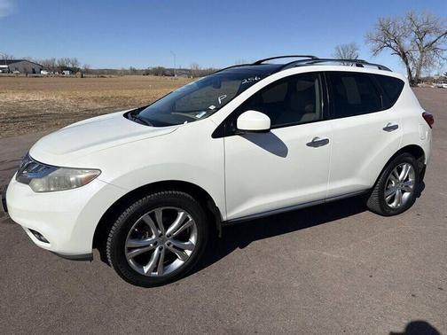 2011 Nissan Murano LE