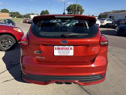 2018 Ford Focus ST 