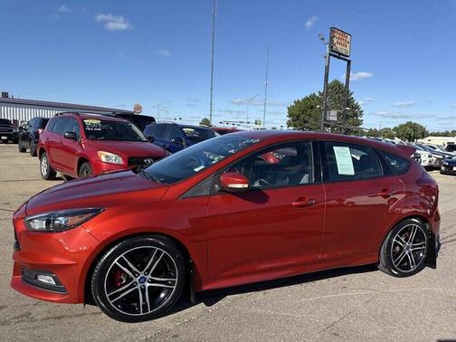 2018 Ford Focus ST 