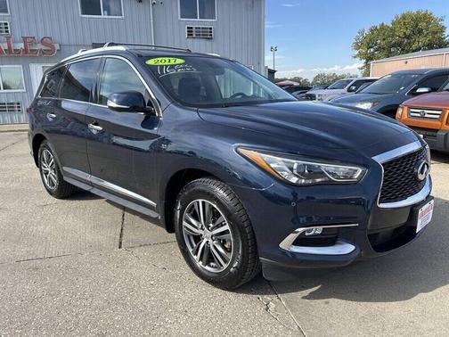 2017 INFINITI QX60 Base