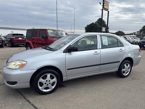 2005 Toyota Corolla LE